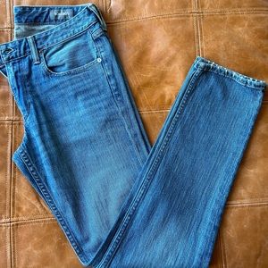 32x32 men’s light blue jeans